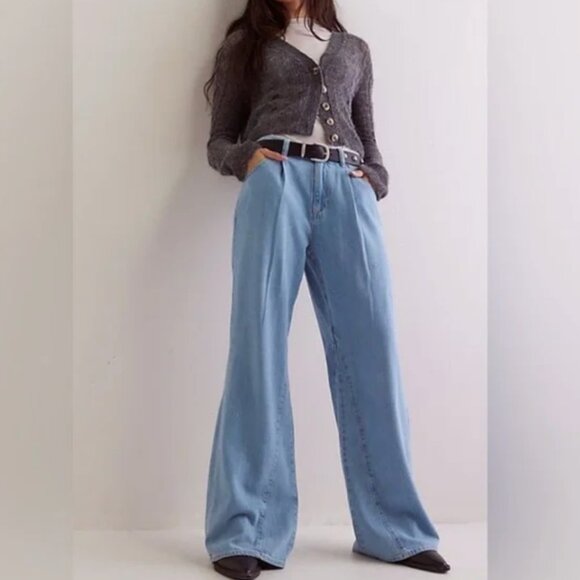 We the Free Sheridan Trouser Flare Jeans - Picture 1 of 3
